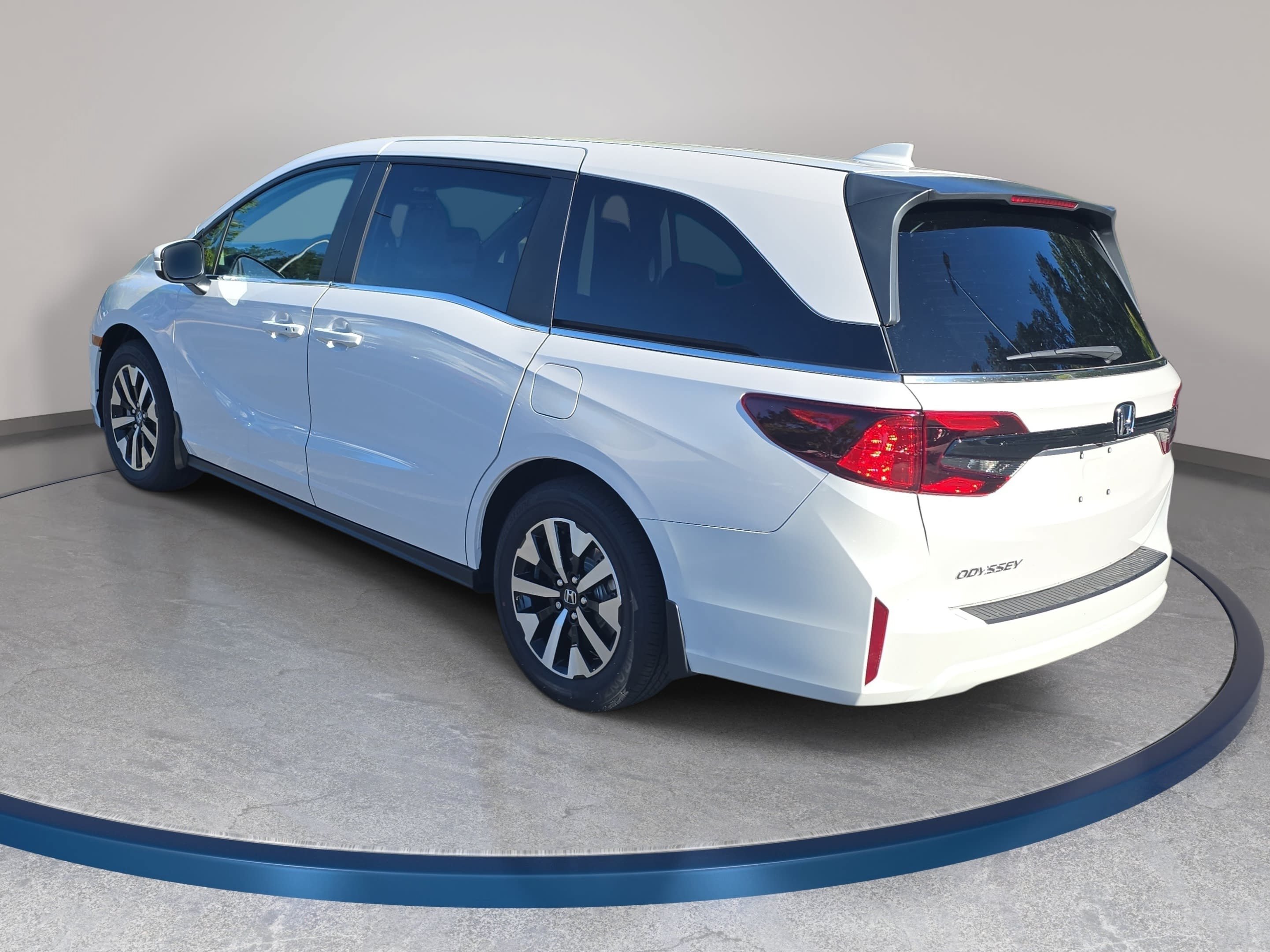 New 2027 Honda Odyssey EX-L image 7