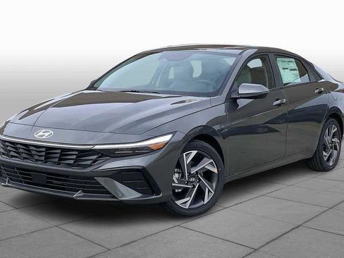 New 2026 Hyundai Elantra Limited image 1