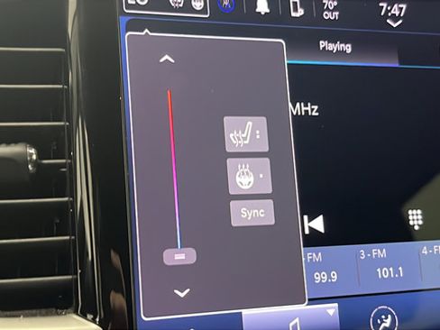Used 2023 Chrysler Pacifica Touring-L FWD image 30