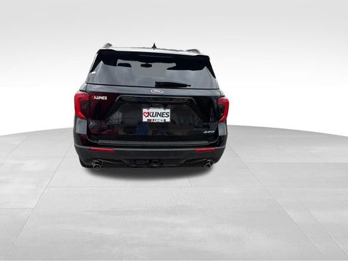 Used 2023 Ford Explorer ST-Line w/ Class IV Trailer Tow Package AWD/4WD image 9