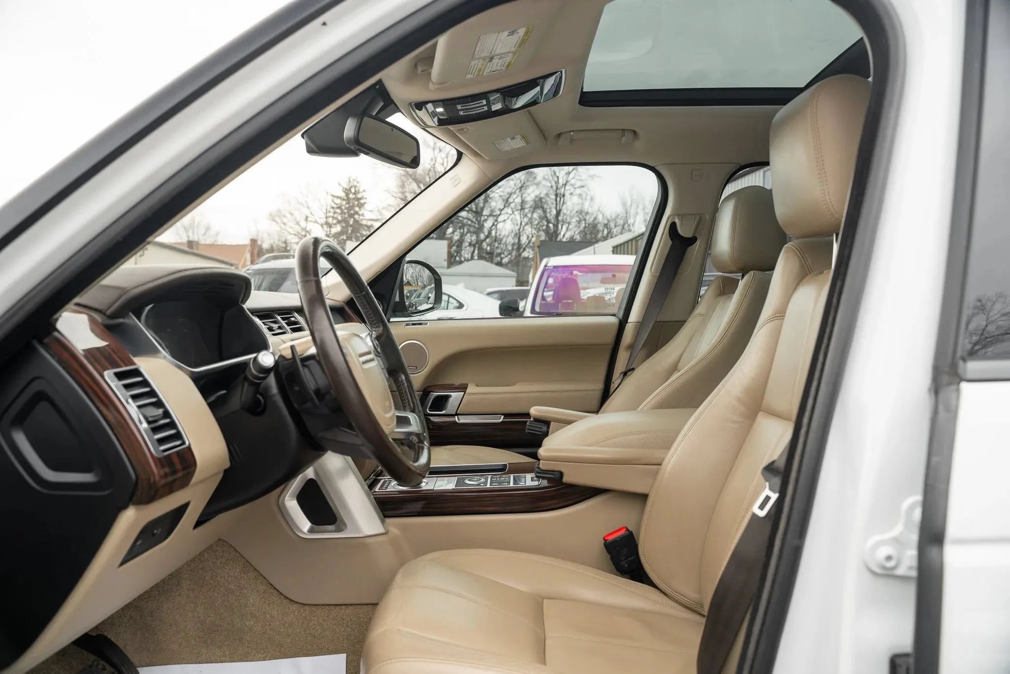 Used 2016 Land Rover Range Rover AWD/4WD image 7