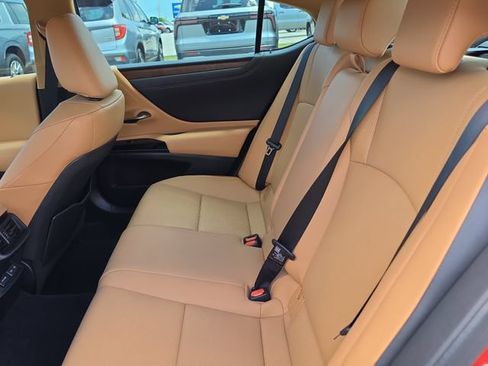 Used 2022 Lexus ES 350 w/ Premium Package FWD image 13