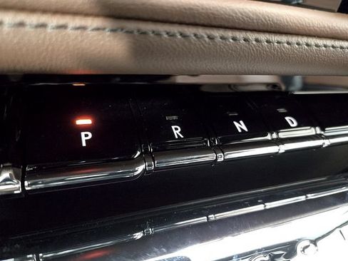 Used 2026 Lincoln Aviator Reserve w/ Luxury Package AWD/4WD image 16