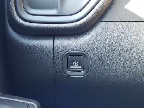 Used 2022 Chevrolet Silverado 1500 Custom w/ LPO, Dark Essentials Package image 25