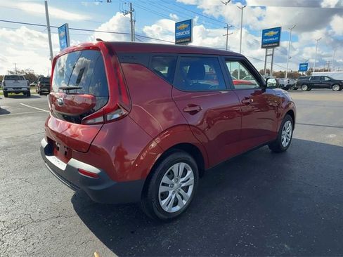 Used 2020 Kia Soul LX image 8