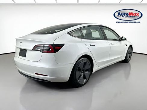 Used 2023 Tesla Model 3 Standard Range RWD image 2