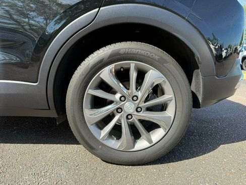 Used 2023 Buick Encore GX Essence w/ Experience Buick Package image 9