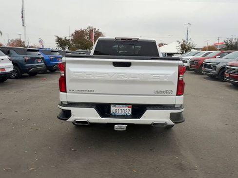 Used 2019 Chevrolet Silverado 1500 High Country w/ Technology Package image 6