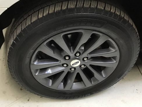 Used 2019 Ford Expedition Max Limited w/ Driver Assistance Package image 9