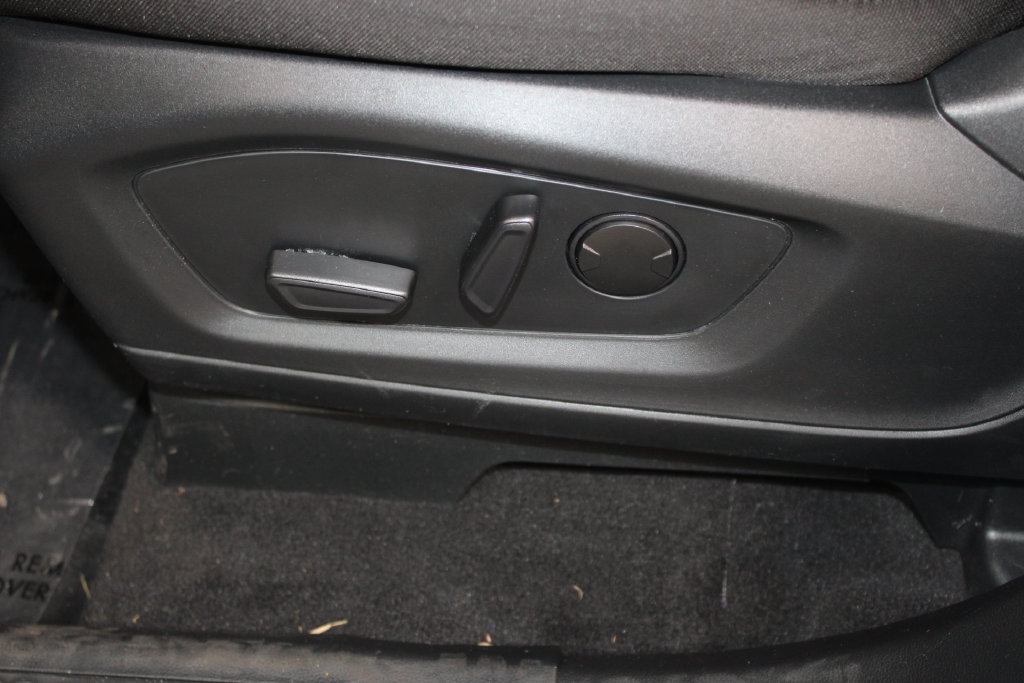 Certified 2023 Ford Explorer XLT AWD/4WD image 33
