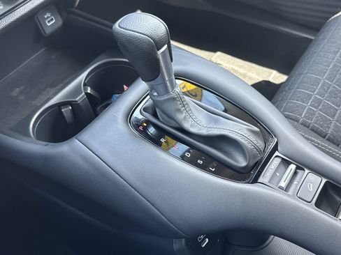 Used 2024 Honda HR-V LX image 24