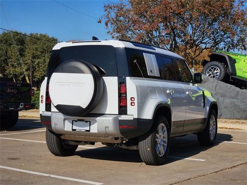 Used 2024 Land Rover Defender 110 S image 7