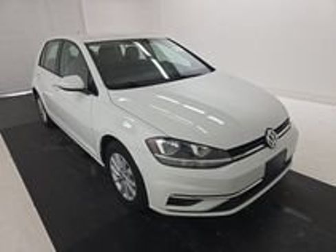 Used 2019 Volkswagen Golf S FWD image 19