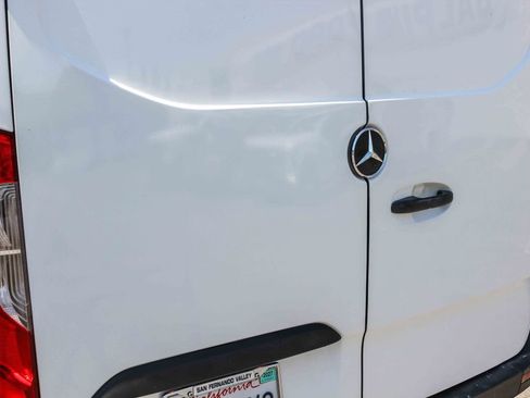 Used 2024 Mercedes-Benz Sprinter 2500 image 8
