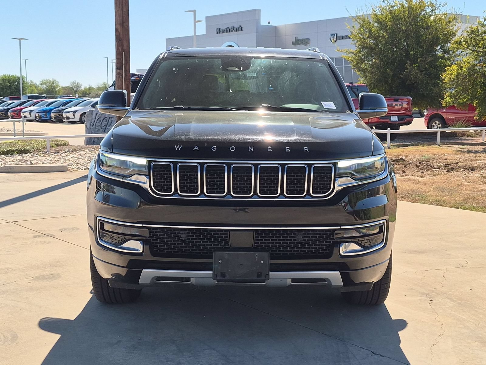 Used 2024 Jeep Wagoneer Series II AWD/4WD image 8