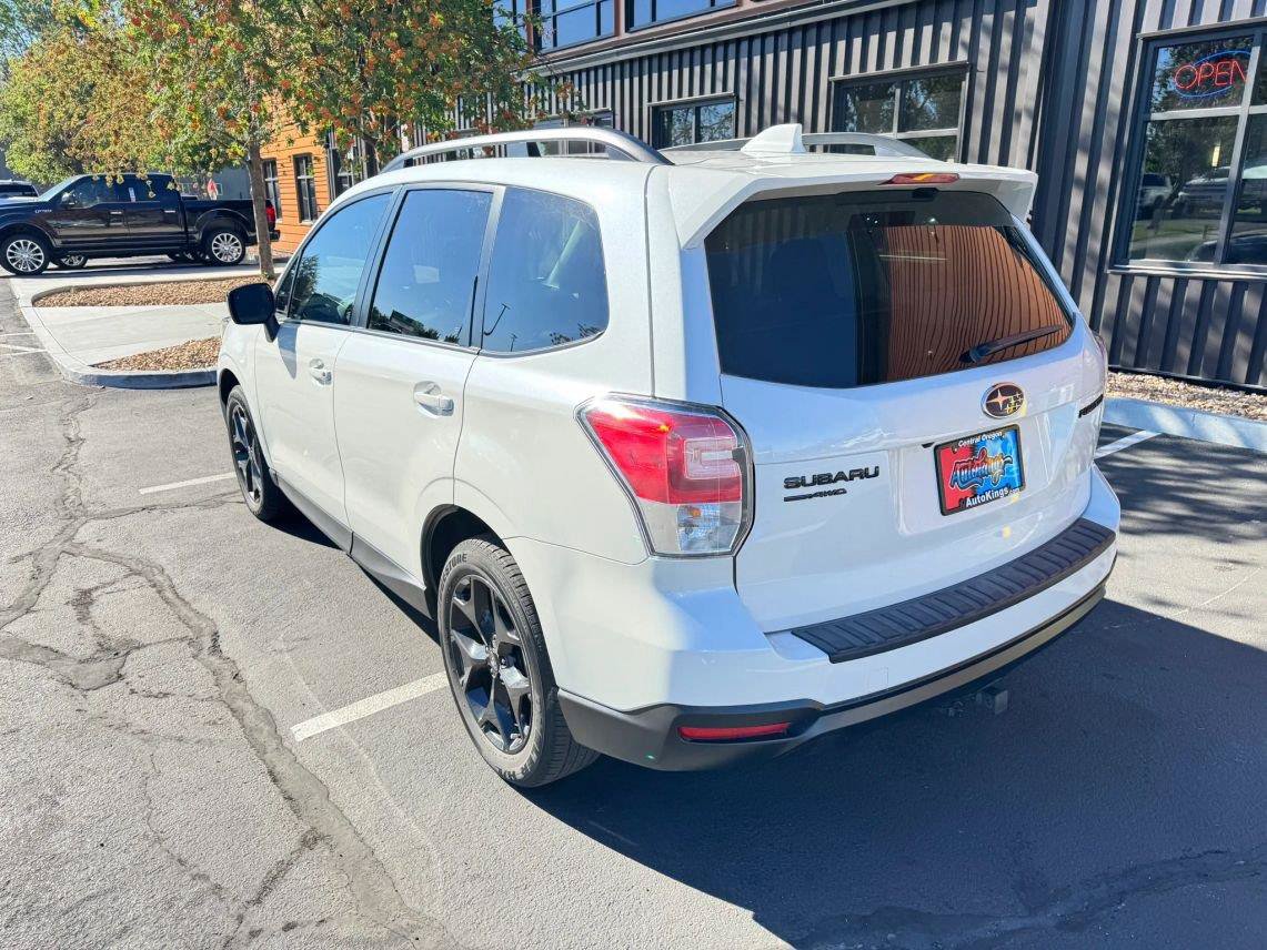 Used 2018 Subaru Forester 2.5i Premium w/ Popular Package #3B AWD/4WD image 3