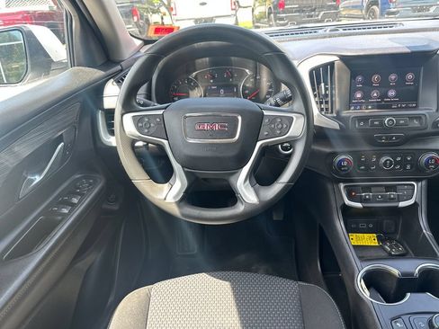 Used 2023 GMC Terrain SLE w/ Driver Convenience Package AWD/4WD image 14