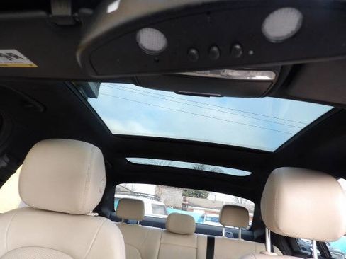 Used 2018 Mercedes-Benz C 300 4MATIC Sedan image 30