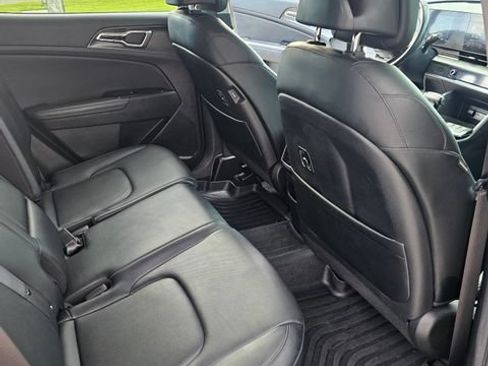 Used 2023 Kia Sportage EX FWD image 22