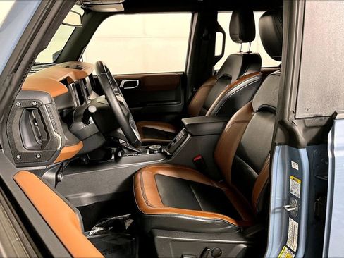 Used 2024 Ford Bronco Outer Banks image 24