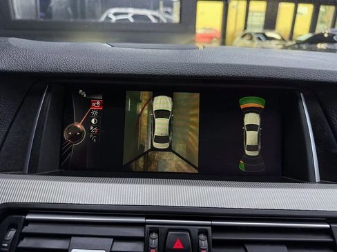 Used 2015 BMW M5 RWD image 36