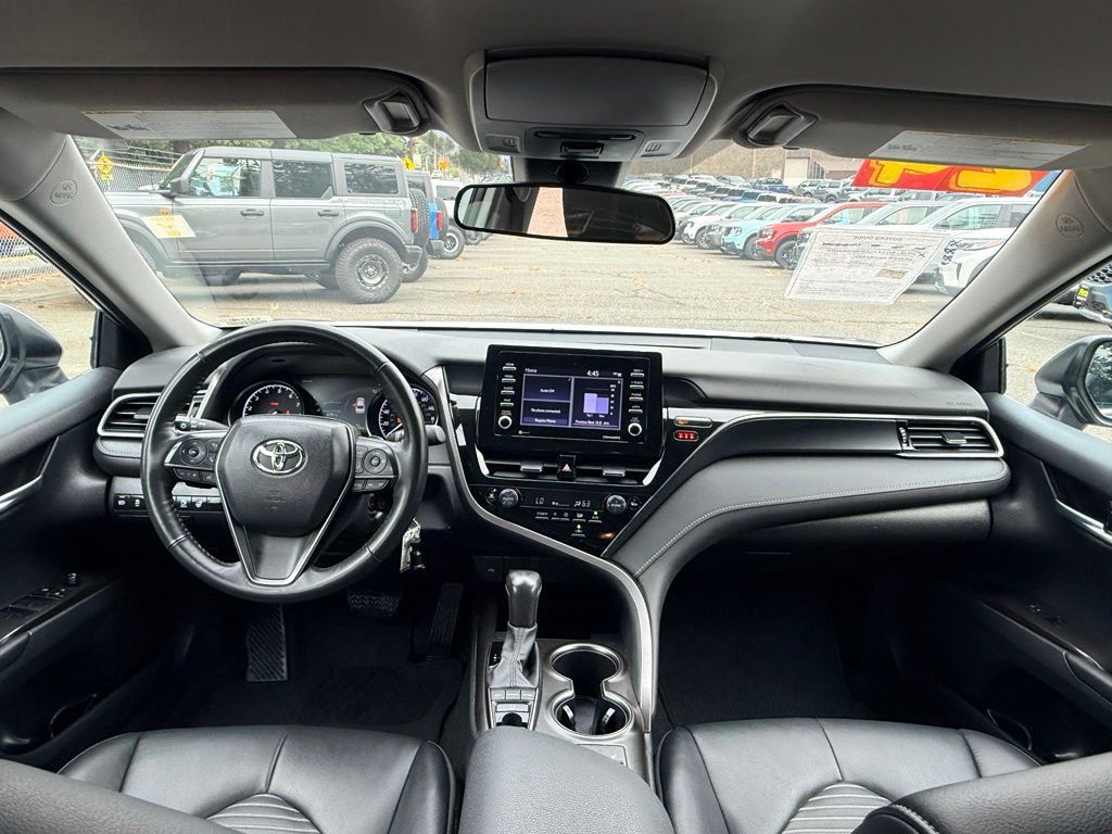 Used 2024 Toyota Camry SE w/ Cold Weather Package AWD/4WD image 12
