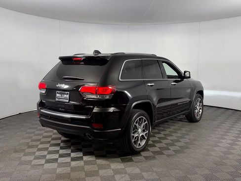 Used 2022 Jeep Grand Cherokee Limited w/ Tech Group AWD/4WD image 9
