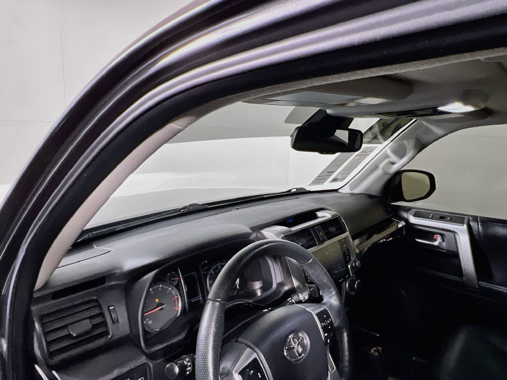 Used 2023 Toyota 4Runner Limited RWD image 27