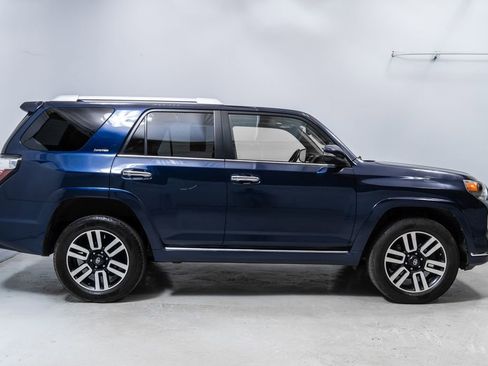 Used 2021 Toyota 4Runner Limited image 8