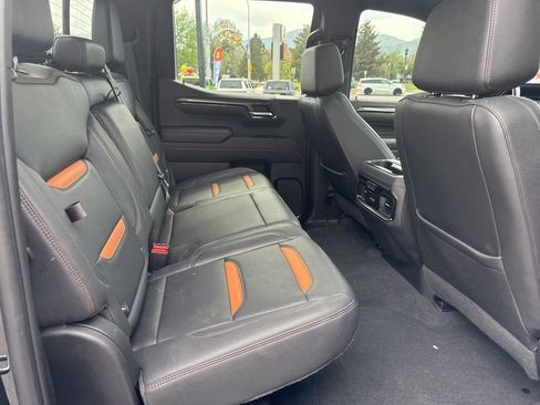 Used 2022 GMC Sierra 1500 AT4 w/ AT4 Premium Package AWD/4WD image 11