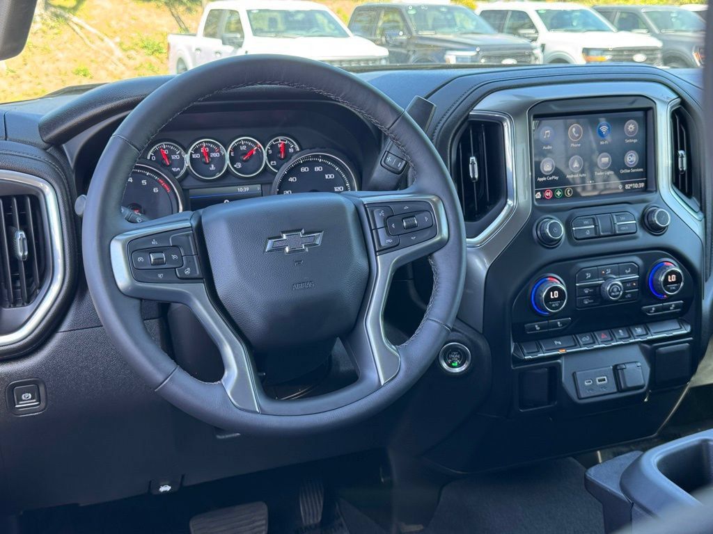 Used 2022 Chevrolet Silverado 1500 RST w/ Safety Package AWD/4WD image 28