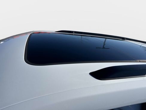 Used 2023 Jeep Grand Cherokee L Overland image 30