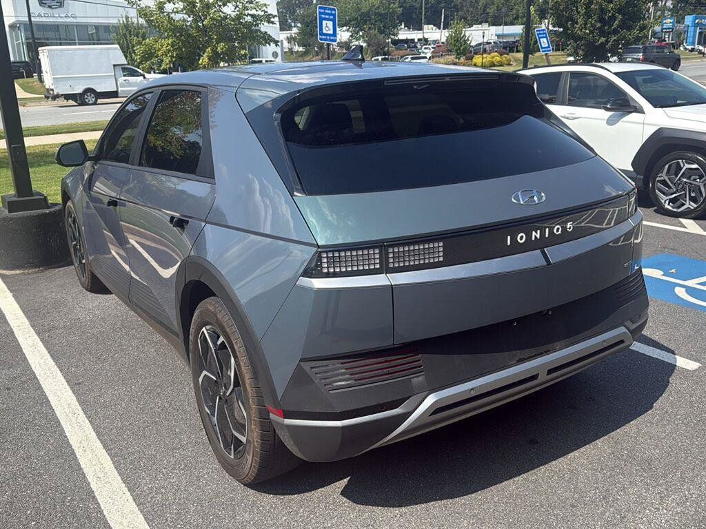 Used 2023 Hyundai Ioniq 5 SE AWD/4WD image 3