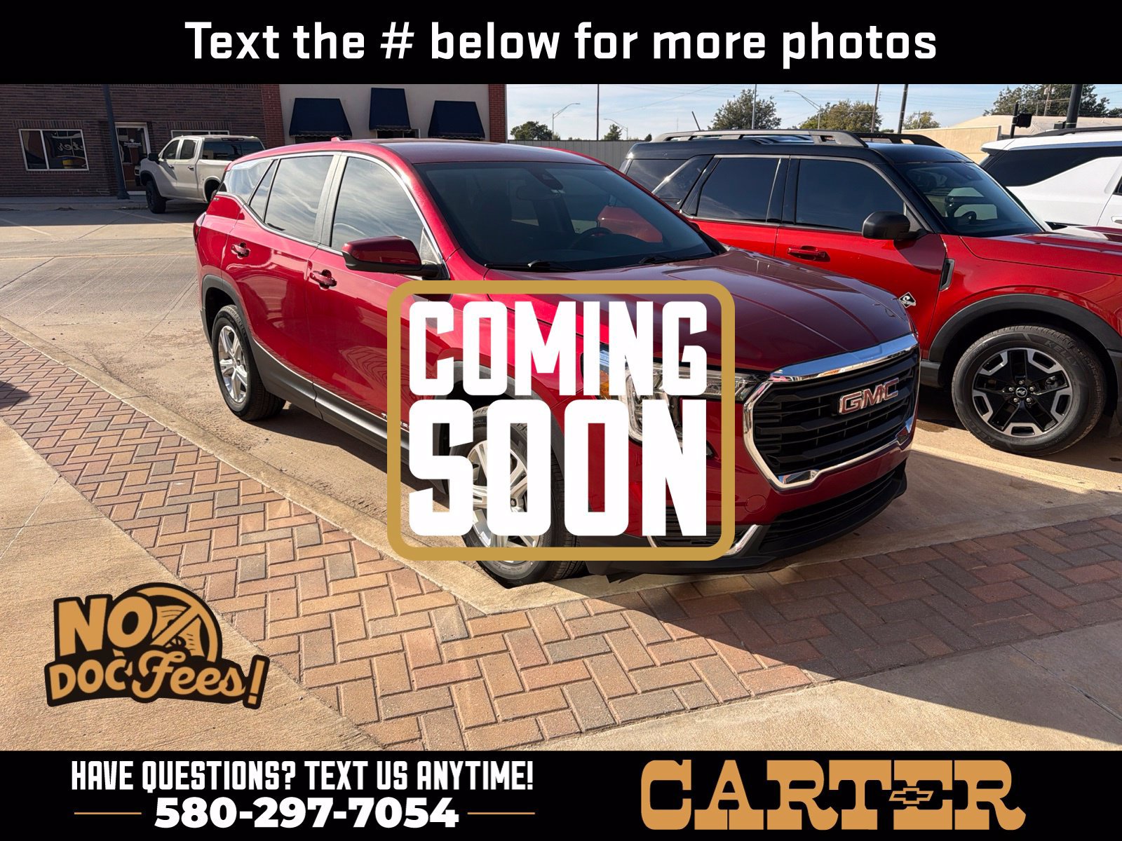 Used 2024 GMC Terrain SLE FWD image 1