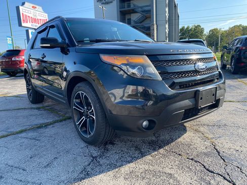 Used 2015 Ford Explorer Sport w/ Equipment Group 401A image 3