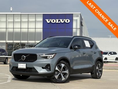 Certified 2023 Volvo XC40 B4 Plus