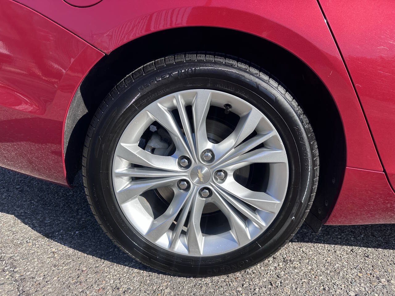 Used 2015 Chevrolet Impala LT w/ Convenience Package FWD image 5
