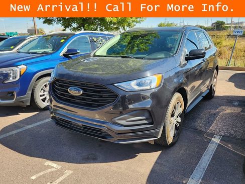 Used 2024 Ford Edge SE w/ Black Appearance Package AWD/4WD image 4