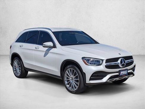 Used 2022 Mercedes-Benz GLC 300 image 3