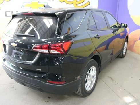 Used 2024 Chevrolet Equinox LS w/ LS Convenience Package AWD/4WD image 8