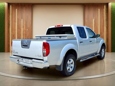 Used 2012 Nissan Frontier SV w/ SV Premium Utility Pkg AWD/4WD image 33