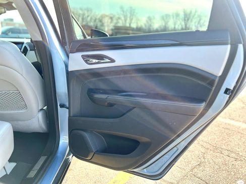 Used 2014 Cadillac SRX Luxury w/ Driver Awareness Package image 35