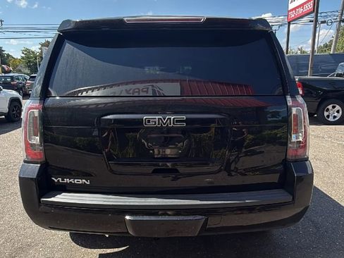 Used 2020 GMC Yukon SLT w/ Graphite Performance Edition image 9