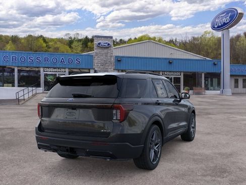 New 2026 Ford Explorer ST-Line w/ ST-Line Street Pack AWD/4WD image 8