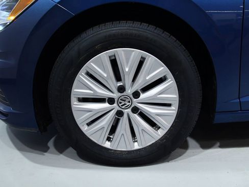 Used 2019 Volkswagen Jetta S image 17