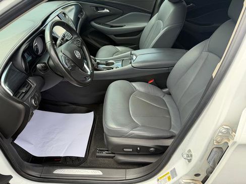 Used 2020 Buick Envision Essence FWD image 10