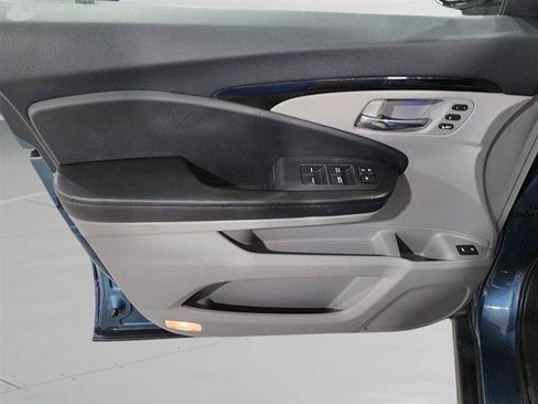 Used 2016 Honda Pilot Elite image 21