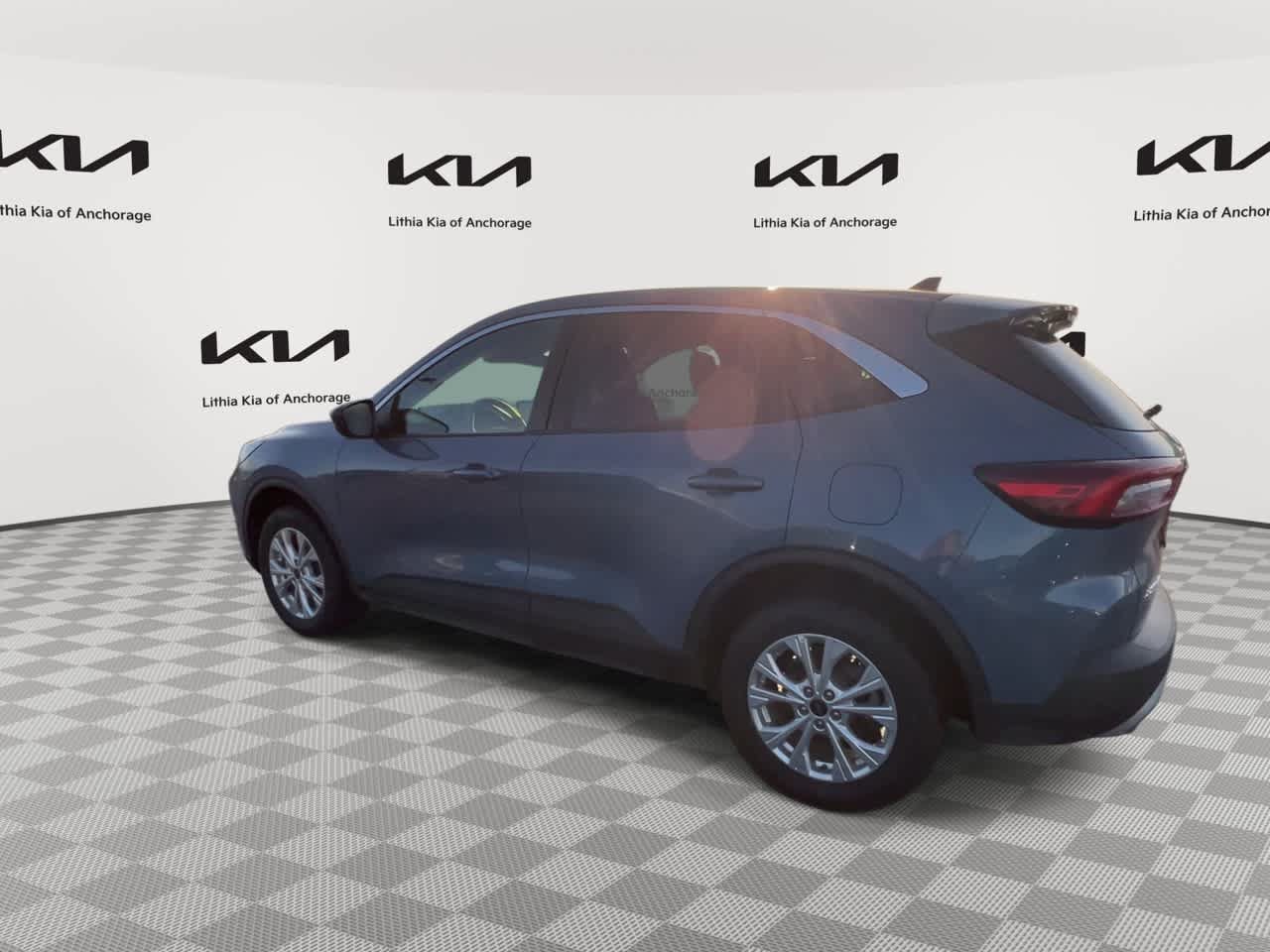 Used 2024 Ford Escape Active AWD/4WD image 6