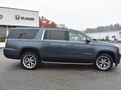 Used 2019 GMC Yukon XL SLT w/ Open Road Package image 10