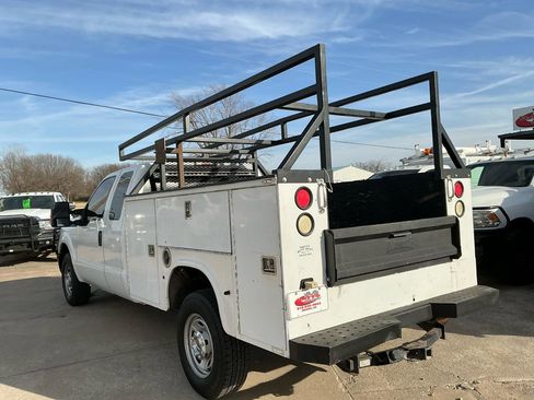 Used 2011 Ford F250 XL w/ PWR Equipment Group image 7